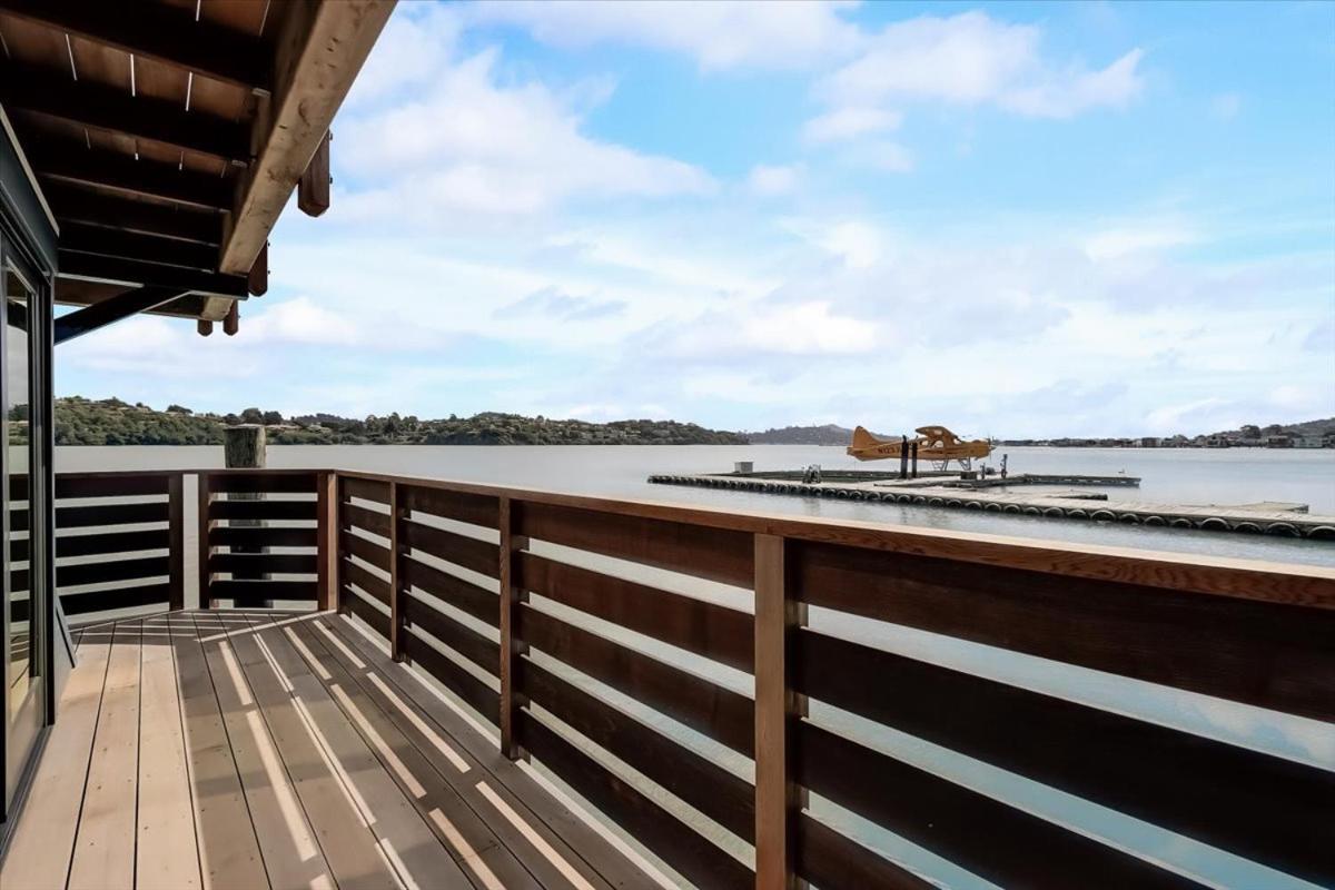 Floating Condos Of Commodore 11 Mill Valley Exterior photo