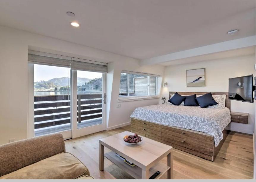 Floating Condos Of Commodore 11 Mill Valley Exterior photo